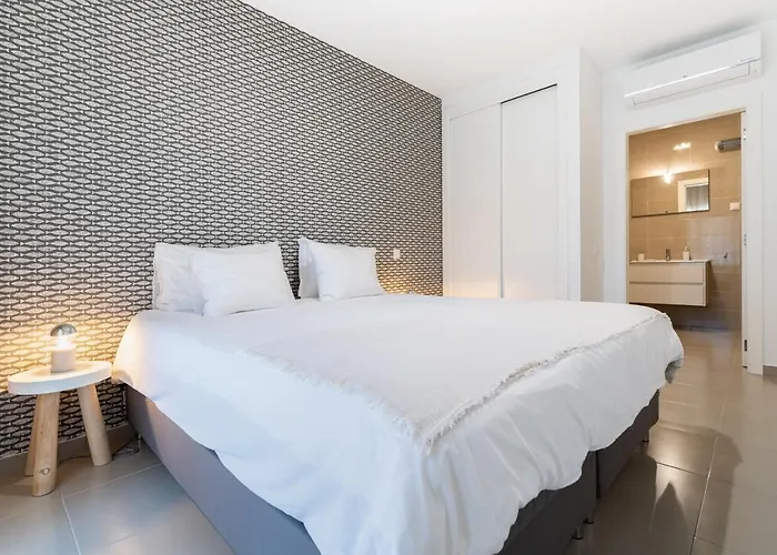 Private Condominium, Pool, Tennis & Sea View By Silver Prop Appartement Nazaré