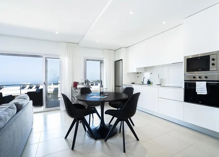 Appartement Private Condominium, Pool, Tennis & Sea View By Silver Prop Nazaré