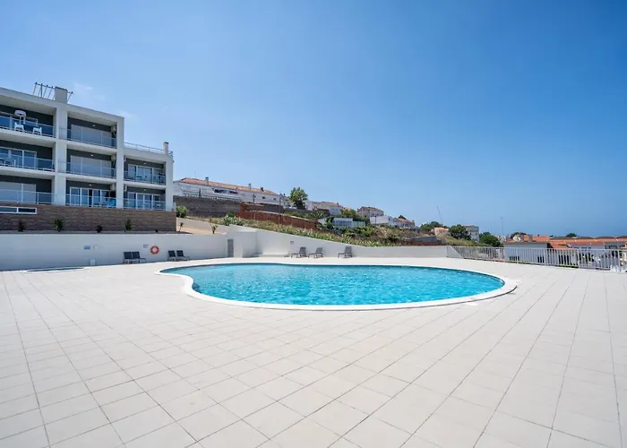 Appartement Private Condominium, Pool, Tennis & Sea View By Silver Prop Nazaré
