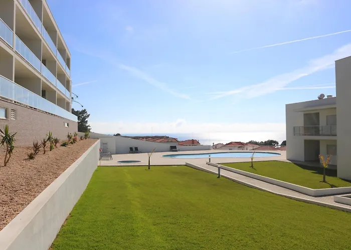 Private Condominium, Pool, Tennis & Sea View By Silver Prop Appartement Nazaré
