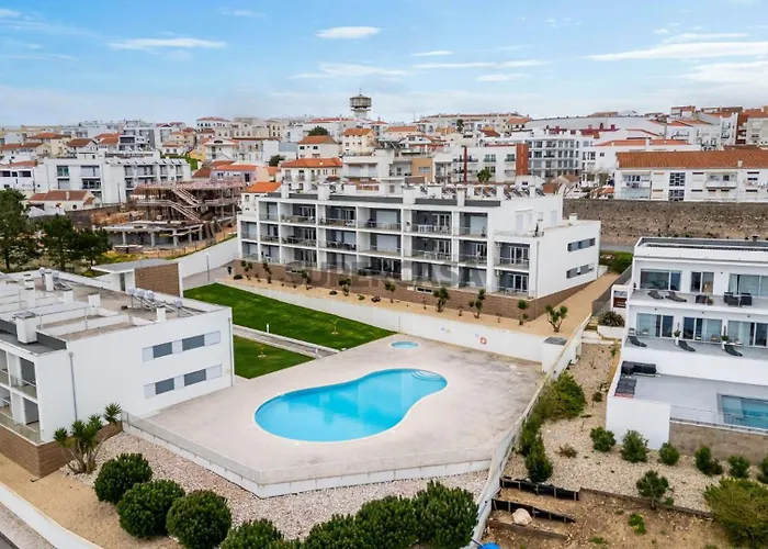 Private Condominium, Pool, Tennis & Sea View By Silver Prop Appartement Nazaré