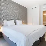 Private Condominium, Pool, Tennis & Sea View By Silver Prop Apartamento Nazaré