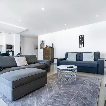 Private Condominium, Pool, Tennis & Sea View By Silver Prop *