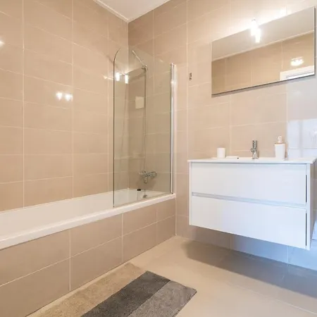Private Condominium, Pool, Tennis & Sea View By Silver Prop Apartment Nazare