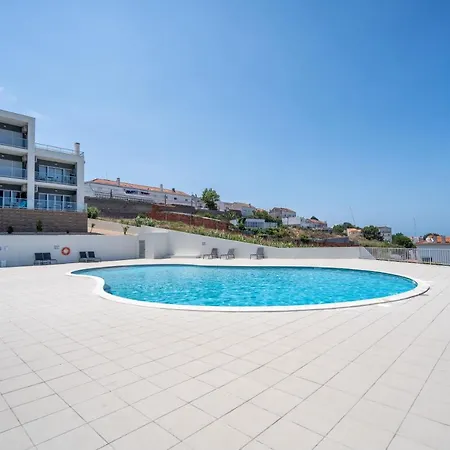 Apartment Private Condominium, Pool, Tennis & Sea View By Silver Prop Nazare