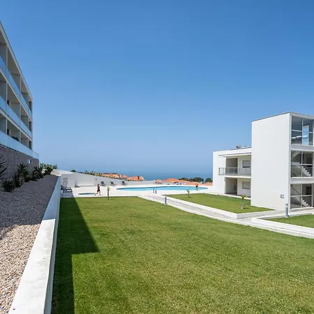 Private Condominium, Pool, Tennis & Sea View By Silver Prop Nazaré