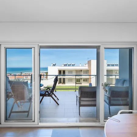 Apartment Private Condominium, Pool, Tennis & Sea View By Silver Prop Nazare