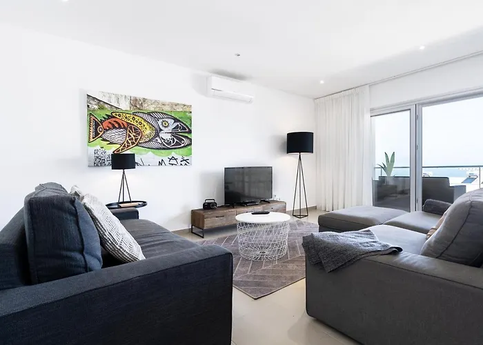 Private Condominium, Pool, Tennis & Sea View By Silver Prop Nazaré
